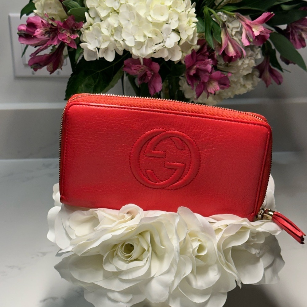 Gucci Red Coral Soho Interlocking GG Leather Zip Around Wallet + Gucci Dusty